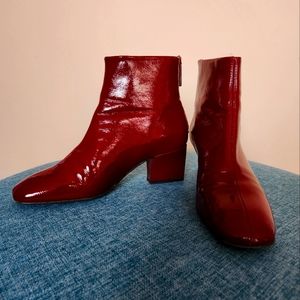 L'intervalle red patent leather ankle boots, 38, made in Spain